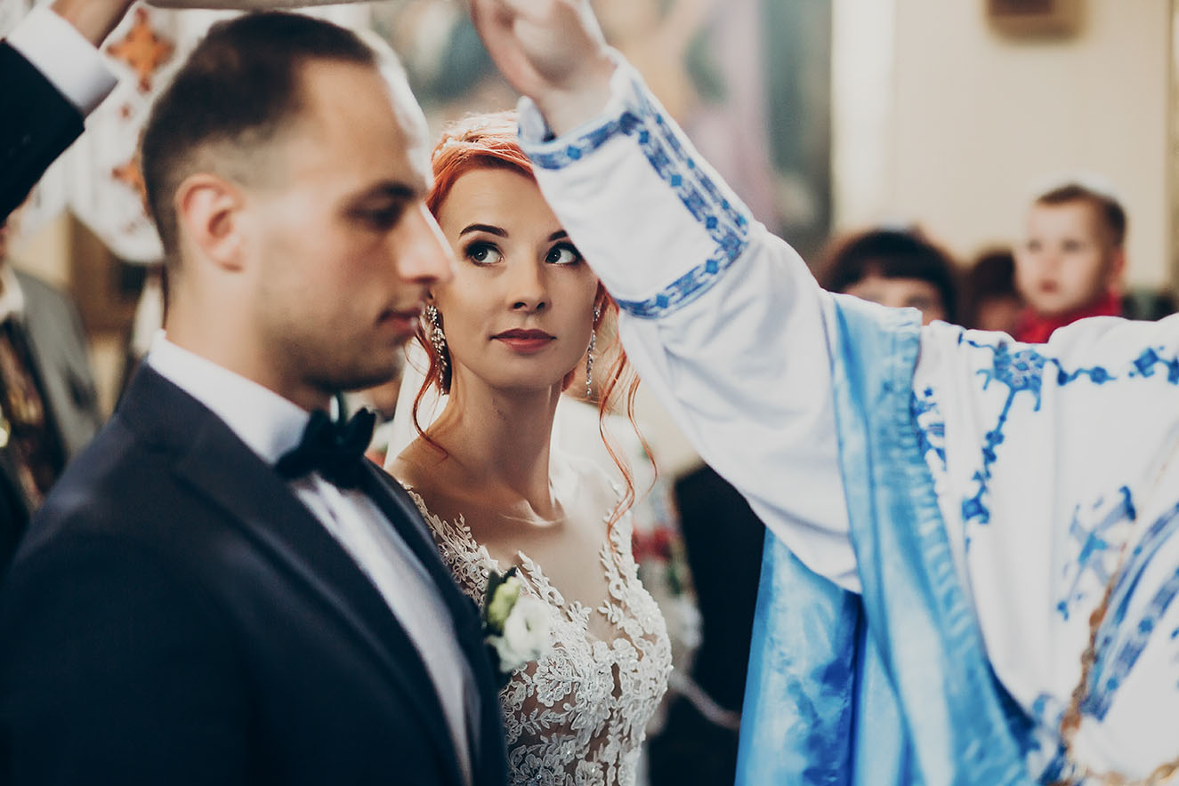 wedding-couple-at-matrimony-wedding-ceremony-in-ch-2021-08-29-01-48-32-utc1.jpg